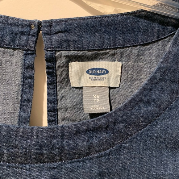 Old Navy denim dress - Picture 2 of 3